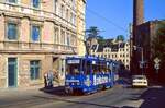 Grlitz Tw 12 unterwegs im Grnen Graben Richtung Post Platz, 11.05.2001.