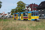 Thüringerwaldbahn.
Impressionen vom 20.9.2019 von Tabarz.
Bei der Thüringerwaldbahn handelt es sich um eine Überlandstrassenbahn.  Seit dem 12. Dezember 2010 gehört sie zur Strassenbahn Gotha GmbH. 
Auf der Strecke Gotha – (Waltershausen Gleisdreieck – Waltershausen Bahnhof) – Bad Tabarz stehen noch mehrheitlich Tatrabahnen im Einsatz, was sich durch die Inbetriebnahme der ehemaligen BLT Be 4/8 bald bald ändern wird.
Am 20. September 2019 wurde einzig im Bundesland Thüringen erstmals der Kindertag gefeiert. Dabei waren Schulen, Geschäfte und Betriebe geschlossen, damit die Eltern mit ihren Kindern einen gemeinsamen Tag verbringen konnten. Ein grosses Kinderfest fand bei der Endhaltestelle Tabarz statt,  was zu überfüllten Züge der Thüringerwaldbahn führte. Nebst den vielen Beschäftigungen für die Kinder konnten ihre Väter am Wettkampf im „STRASSENBAHNSTOSSEN“ teilnehmen. Geschoben wurde der kleine blaue Triebwagen 39.
Foto: Walter Ruetsch  
