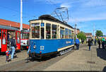 Fahrschulwagen 158 sonnt sich beim Tag der offenen T�r der Halleschen Verkehrs-AG (HAVAG) im Betriebshof Freiimfelder Stra�e.
1926 von der Waggonfabrik Gotha gebaut, hat er damit inzwischen ein dreistelliges Alter erreicht.

🧰 Hallesche Stra�enbahnfreunde e.V. (HSF)
🕓 10.5.2025 | 11:11 Uhr