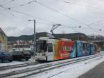 Jena: Straenbahnlinie 1 nach Zwtzen Schleife am Paradiesbahnhof.(28.1.2010)