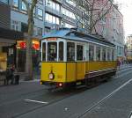 In Karlsruhe werden gelegentlich die alten historischen Straenbahnen aus dem Depot geholt und auf einem Ringkurs Marktplatz-Hauptbahnhof-Europaplatz-Marktplatz geschickt, z.B.