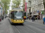 VBK Wagen 319 in Karlsruhe Innenstadt am 25.04.15