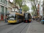 VBK Wagen 250 und Vossloh NET2012 330 am 25.04.15 in Karlsruhe 