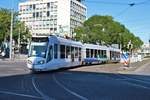 RegioTram Alstom RegioCitadis Wagen 752 verlässt Kassel Hauptbahnhof in das Straßenbahnnetz am 24.07.19