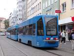Stra�enbahn Kassel | ex Rostocker Beiwagen 4NBWE / NB4 mit 8ENGTW an der Haltestelle Rathaus (26.9.2024)
