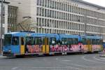 Wagen 404 unterwegs als Fahrschulwagen am 11.01.2011, berquert gerade den Scheidemannplatz in Kassel.
