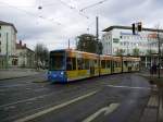 Tw 631 der RBK ist am 21.04.2012 als Linie 4 auf dem Weg zum Mattenberg, als er in die Landgraf-Karl-Strae einbiegt.