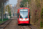 Die Linie 9 mit Wagennummer 4567 auf dem Weh nach Sülz. Aufgenommen an der KVB-Haltestelle Rath/Heumar am 31.3.2019.