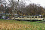 Straßenbahn-Museum Thielenbruch Köln.
Alle Jahre wieder finden am ersten Sonntag im Advent die beliebten Nikolausfahrten mit dem  Finchen -Zug der ehemaligen Köln-Frechen-Benzelrather-Eisenenbahn (KFBE) statt.
Als nicht ortskundiger Schweizer-Bahnfotograf danke ich Horst Lüdicke für die tolle Begleitung trotz grosser Kälte. Auch vielen Dank an Herrn Markus Vogelfänger für die Infos.
Foto: Walter Ruetsch  