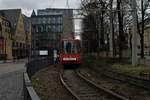 Am 01.02.2020 für die 2206 der KVB auf der Linie 16 in Richtung Niehl Sebastianstraße unterwegs, aufgenommen kurz vorm Ubierring aus dem Rheinauhafen herraus.