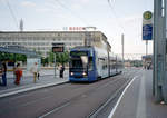 Leipzig LVB SL4 (NGT8 (LVB-Typ 36) 1129) Augustusplatz am 15. Juli 2008. - Scan eines Farbnegativs. Film: Kodak FB 200-7. Kamera: Leica C2.