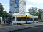 Leipzig: Straenbahnlinie 9 nach Markkleenberg-West an der Haltestelle Mockau Post.(25.8.2010)