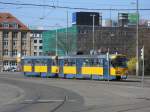 Tw 2171,von der Leipziger Straenbahn berquerte,am 26.Mrz 2012,eine Kreuzung am Leipziger Hbf.