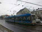Magdeburg: Straenbahnlinie 5 nach Sudenberg an der Haltestelle Sdring.(18.2.2010)