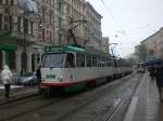 Magdeburg: Straenbahnlinie 9 nach Leipziger Chaussee an der Haltestelle Hasselbachplatz.(18.2.2010)