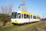 Straßenbahn Mainz / Mainzelbahn: Duewag / AEG M8C der MVG Mainz - Wagen 272, aufgenommen im Februar 2019 in Mainz-Bretzenheim.