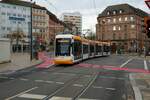 Mainzer Mobilität Stadler Variobahn 227 am 31.12.21 in Mainz Innenstadt