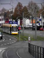 Neue Stadler Straenbahn der MVG in Mainz-Hechtsheim am 30.10.12