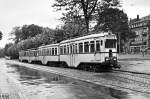 Einer der berhmten Vollzge der OEG in Heidelberg auf dem Bismarckplatz (20. August 1963)