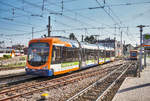 Der rnv-Tramwagen 4126, fährt am 20.4.2017, in den Bahnhof Käfertal ein.