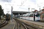 RNV Düwag Hängerzug 1017+1057 trifft am 01.03.20 in Mannheim Käfertal auf den OEG Salonwagen bei einer Sonderfahrt