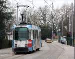 Neubaustrecke durch Heidelberg-Kirchheim -     Blick auf die klassische Straßenbahnstrecke im Heuauer Weg.