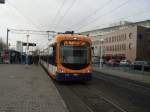 Ein neue Straenbahn in Heidelberg Hbf am 10.12.10
