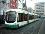 Eine  Variobahn  der RNV, in den Farben der VBL (Verkehrsbetriebe Ludwigshafen), am regnerischen Abend des 23.03.2007 in Mannheim. 