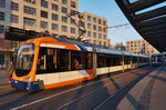 rnv-Tramwagen 5715 als Linie 4 (Käfertal Bahnhof - Oggersheim Endstelle), am 18.3.2016 beim Halt an der Haltestelle Mannheim Hauptbahnhof.