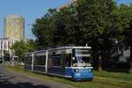 Tw.2106 in der Zschokkestraße kurz hinter der Haltestelle Westendstraße. (08.06.2019)