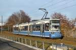 Wagen 2106 am 06.11.11 an der Anni-Albers-Strae/Mnchen