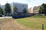 Tram 2010 (Bj 1968) - Carolinenplatz München- 24.7.2015