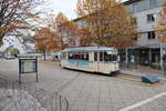 Am 12.11.2023 zeigte sich der Tw 37 der Naumburger Straßenbahn im Linienbetrieb an der Endhaltestelle am Hauptbahnhof.