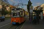 Wagen 38 der Naumburger Straenbahn, Vogelwiese - Hbf, erreicht die Endhaltestelle Hbf.