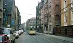Straßenbahn Nürnberg__Die Bauerngasse in Gostenhof war eigentlich Linienweg der Linie 3, gelegentlich fuhr hier aber auch die Linie 2 zur Gustav-Adolf-Straße.__21-01-1984