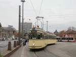 Großraumtriebwagen Typ  Nürnberg , vierachsig Nummer 305 bei einer Stadtrundfahrt am 13. November 2015, steht hier in der Wendeschleife vor dem Nürnberger Hauptbahnhof.

Danke für den Korrekturhinweis vom Dezember 2015 an Erich Rückl.