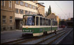 Tatra Tram Wagen 225 auf der Linie 1 ist hier am 8.10.1992 am oberen Bahnhof in Plauen zu sehen.