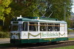 24. Oktober 2015, Straßenbahn in Plauen/Vogtland. Triebwagen 78.
Hersteller: VEB Waggonbau Gotha
Baujahr: 1966
Länge: 10900mm
Achsabstand: 3200mm
Leistung: 2 x 60kW
Geschichte: Im Personenverkehr 1966-1988, seit 1991  Bierelektrische .