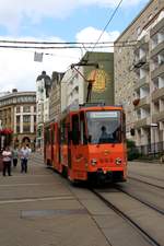 Plauen - PSB Linie 5 - Tw 228 (ČKD Praha Smichov, Bauj. 1987, letzter Betriebstag 05.11.2013, ++ 19.11.2014) in der Bahnhofstraße am 16.07.2008