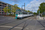 Neubaublocks und Tatras passen immer gut zusammen. Am 06.10.2025 war KT4D 148 mit 248 auf der Potsdamer Linie 96 in Richtung Marie-Juchacz-Straße unterwegs. Im Stadtteil Neu-Drewitz hat der Zug gerade die Haltestelle Robert-Baberske-Straße verlassen.