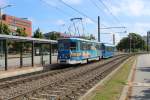 Rostock RSAG SL 1 (T6A2M 702 + Bombardier-NB4WDE 751) Warnowallee / Ltten Klein Zentrum am 16. Juli 2013.