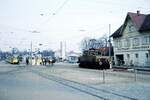 SSB Filderbahn__Bf. S-Möhringen am 27.03.1974. Hier ist gerade  alles  versammelt : Linie 6 auf alter Fb.strecke nach Echterdingen (seit 1964),Linie 31 auf alter Fb.strecke von Hohenheim (seit 1967 nur noch ab Plieningen) nach Vaihingen/F. ,SSB-Ellok Nr.1 (Trelenberg/AEG 1922) ursprünglich auf Normalspur- bzw. 3-Schienengleisen im Güterverkehr von Vaihingen/F. bis Degerloch und Hohenheim unterwegs, in den 70ern nur noch zw. Vaihingen und Möhringen. Dazwischen erkennbar ein Bus der Linie 72, die einzige SSB-Anbindung der Trabantensiedlung Fasanenhof von Möhringen, bis 2010 die Stadtbahn U6 dorthin verlängert wurde.