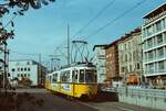 Noch im Herbst 1983 musste die Stuttgarter Straßenbahn ab der Station Hohe Straße um die Stadtbahnbaustelle herum fahren, um ins Zentrum zu gelangen, so auch ein Zug der Linie E zum