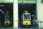 SSB Stuttgart__50 Jahre Straßenbahn Feuerbach-Gerlingen. Die Tw der Jubiläumszüge bekommen ihren Blumenschmuck.__03-09-1977