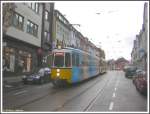 Ein Fahrschulzug fuhr am 10.11.2007 mit den GT4-Triebwagen 631 und 438 durch die Kirchtalstrae im Stadtteil Zuffenhausen, aufgenommen zwischen den Haltestellen Kirchtalstrae und Zuffenhausen Rathaus.