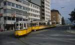 Stuttgart SSB: Ein Zug der SL2 biegt im Juli 1979 am Berliner Platz in die Fritz-Elsas-Strasse ein.