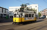 Straßenbahn Ulm: Historischer Triebwagen 16  Ulmer Bierbähnle  (Hersteller: Gottfried Lindner AG - Ammendorf) der SWU Stadtwerke Ulm / Neu-Ulm GmbH, aufgenommen im Juni 2016 im Stadtgebiet von Ulm.