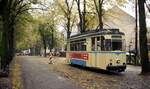 Woltersdorfer Straßenbahn__Tw 30 [T57M; VEB Gotha 1960; 1987 ex Schwerin]. Ende der Verbindung. Zur Schleuse weiter zu Fuß.__29-10-1992