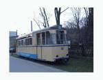 Der Beiwagen 89 wartet auf dem Stumpfgleis in Rahnsdorf auf den Zug aus Woltersdorf.