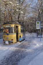 Wagen 27 ist startklar zu einer seiner Pendelfahrten von Rahnsdorf S-Bahn nach Woltersdorf schleuse (5.1.17).